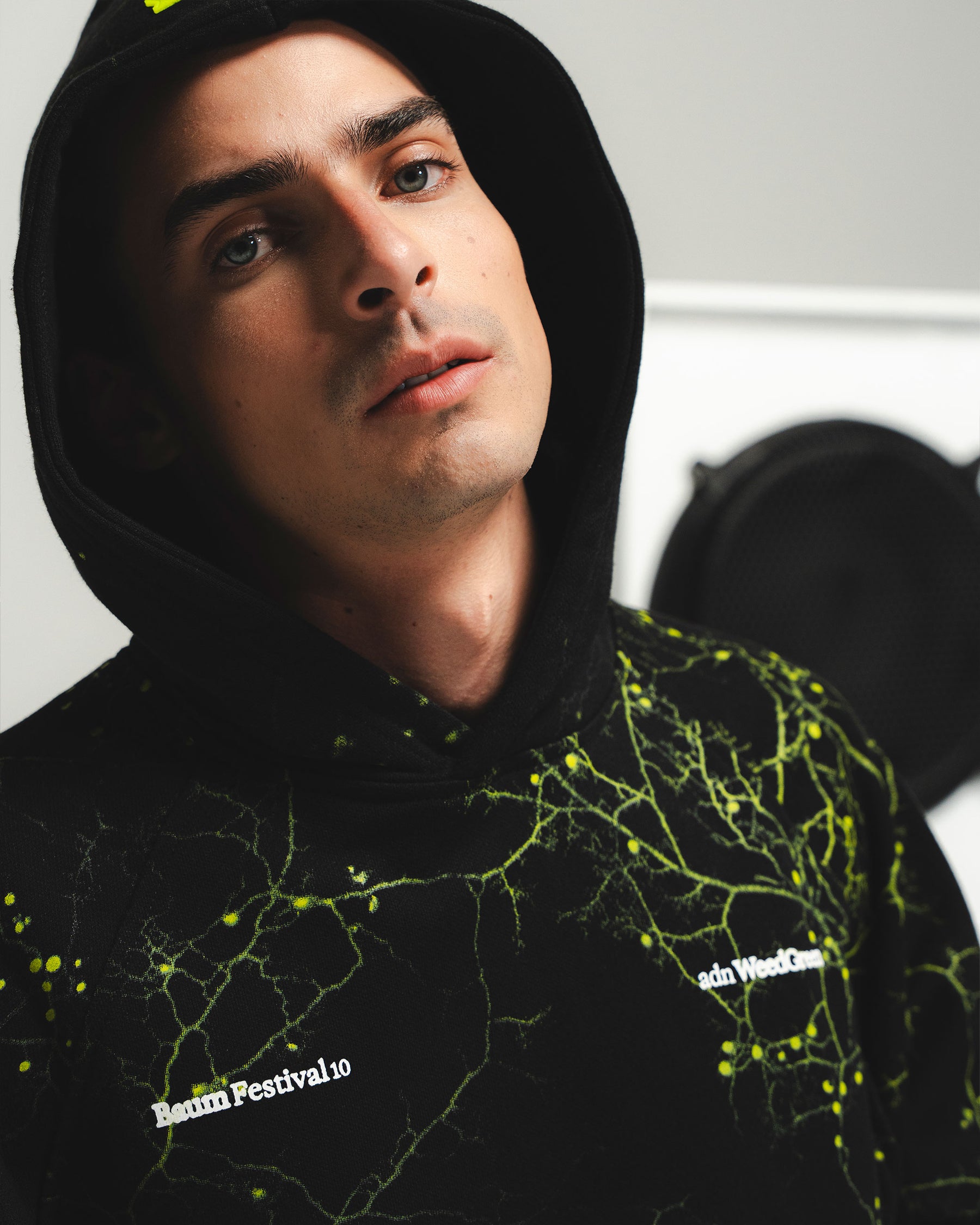 HOODIE MICELIO ART NEGRO