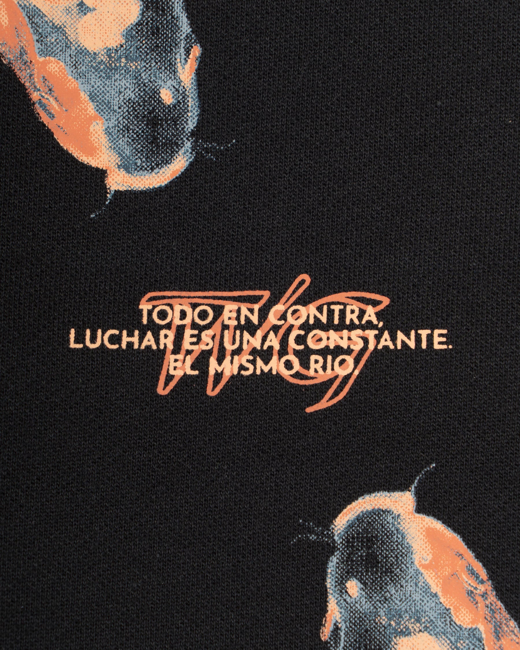 HOODIE KOI ART NEGRO