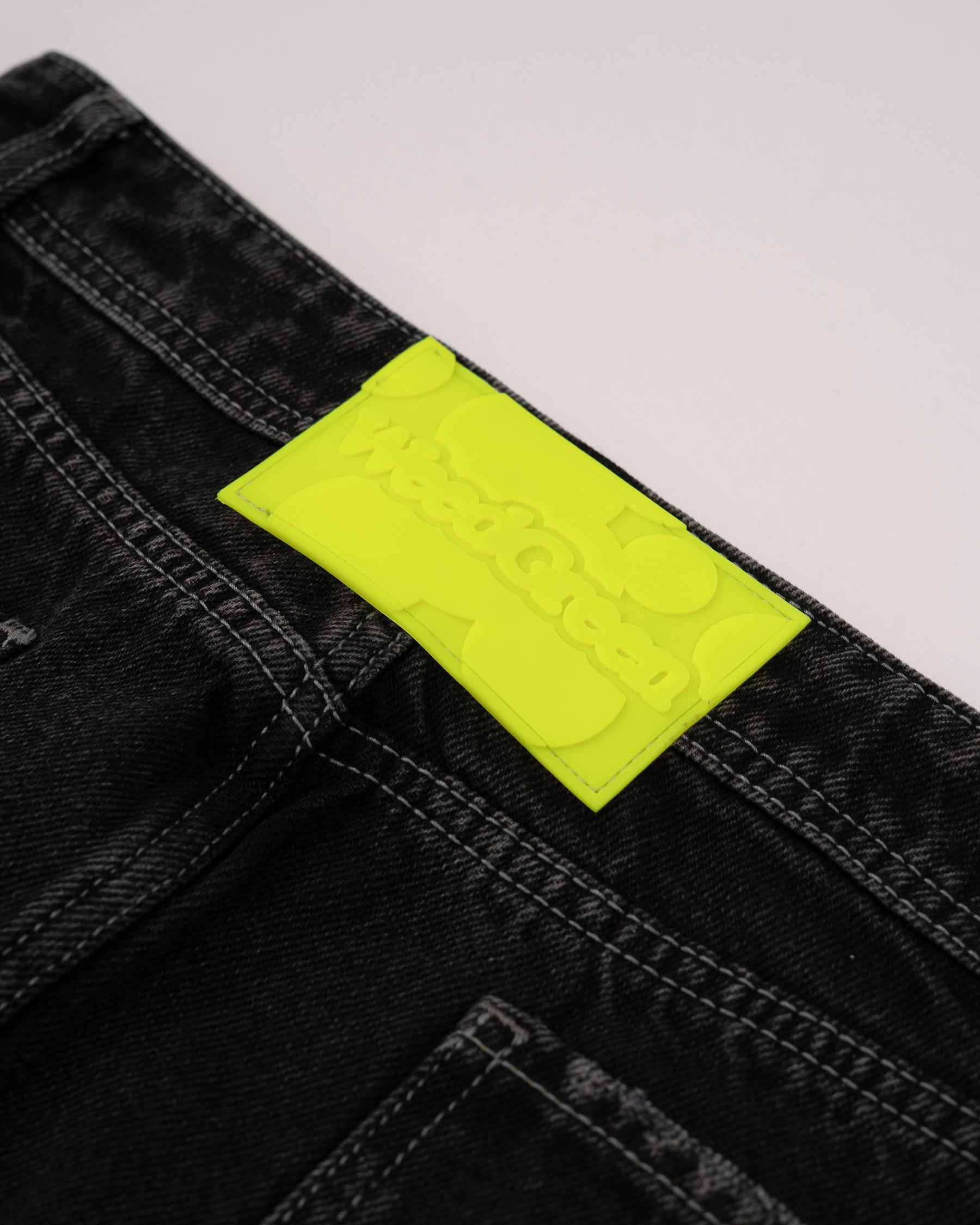 FALDA MINI SKIRT NEGRO