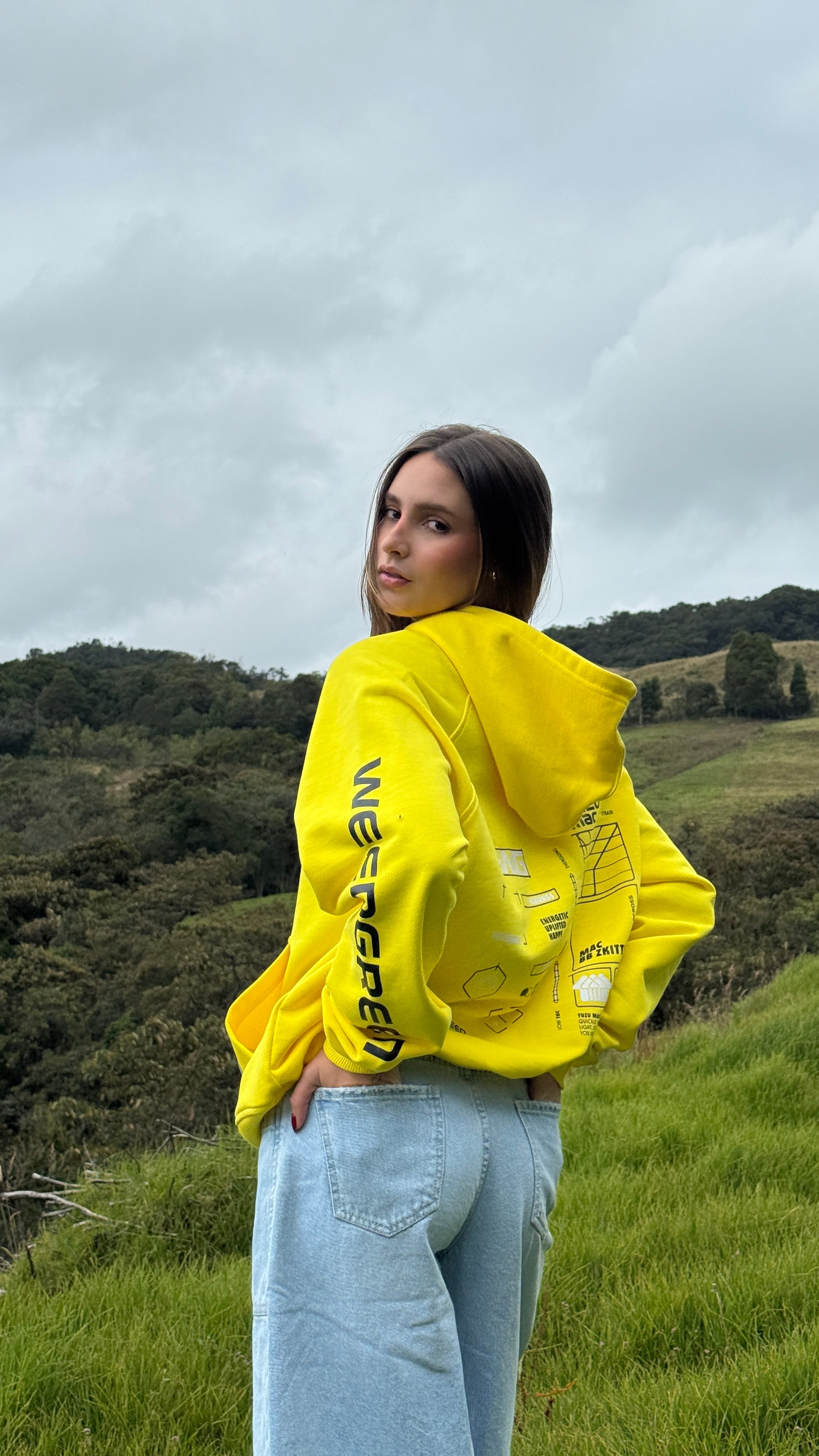 HOODIE YUZU AMARILLO