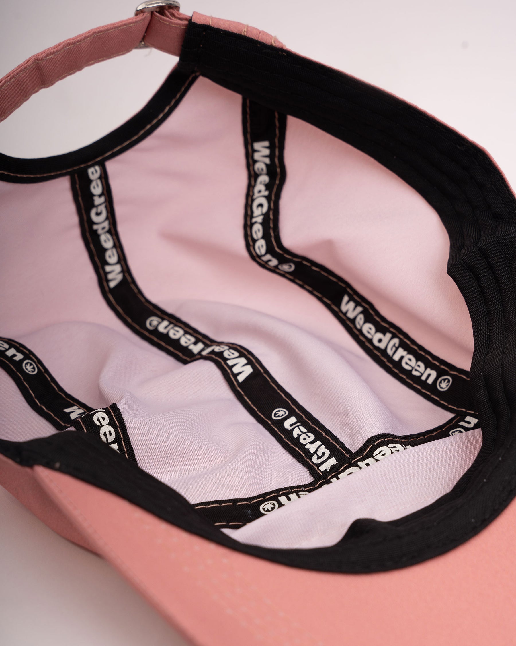 gorra 5 PANELES ROSADO
