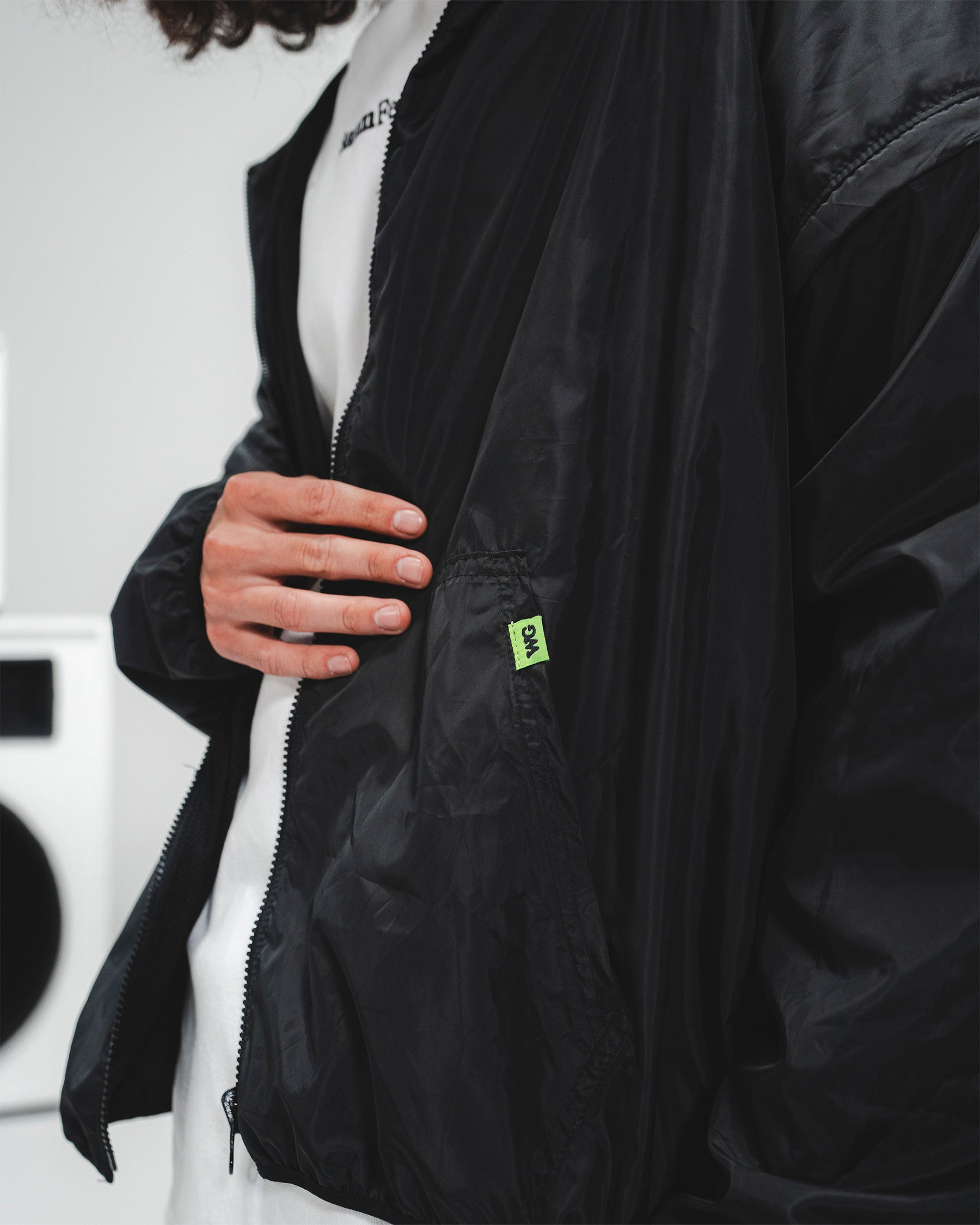 CHAQUETA TECH NEGRO