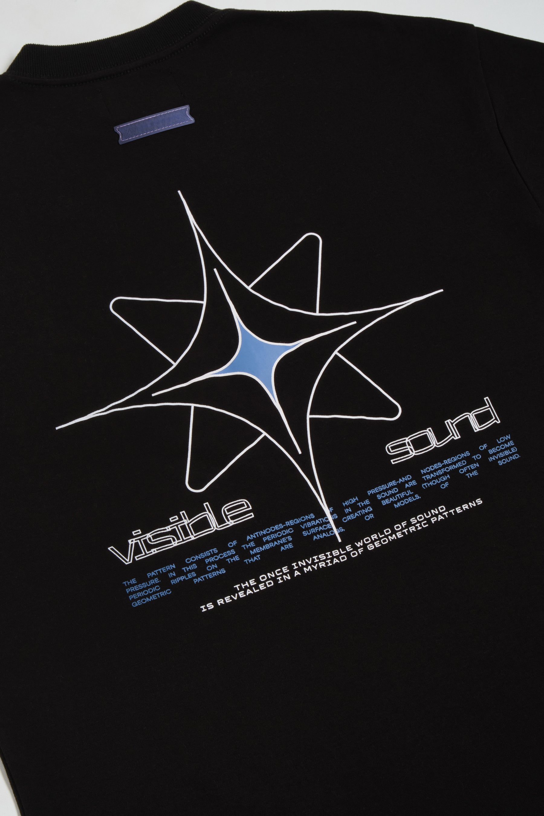 CAMISETA WORLD OF SOUND NEGRO