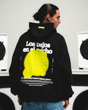 HOODIE LOS BAJOS EN EL PECHO NEGRO