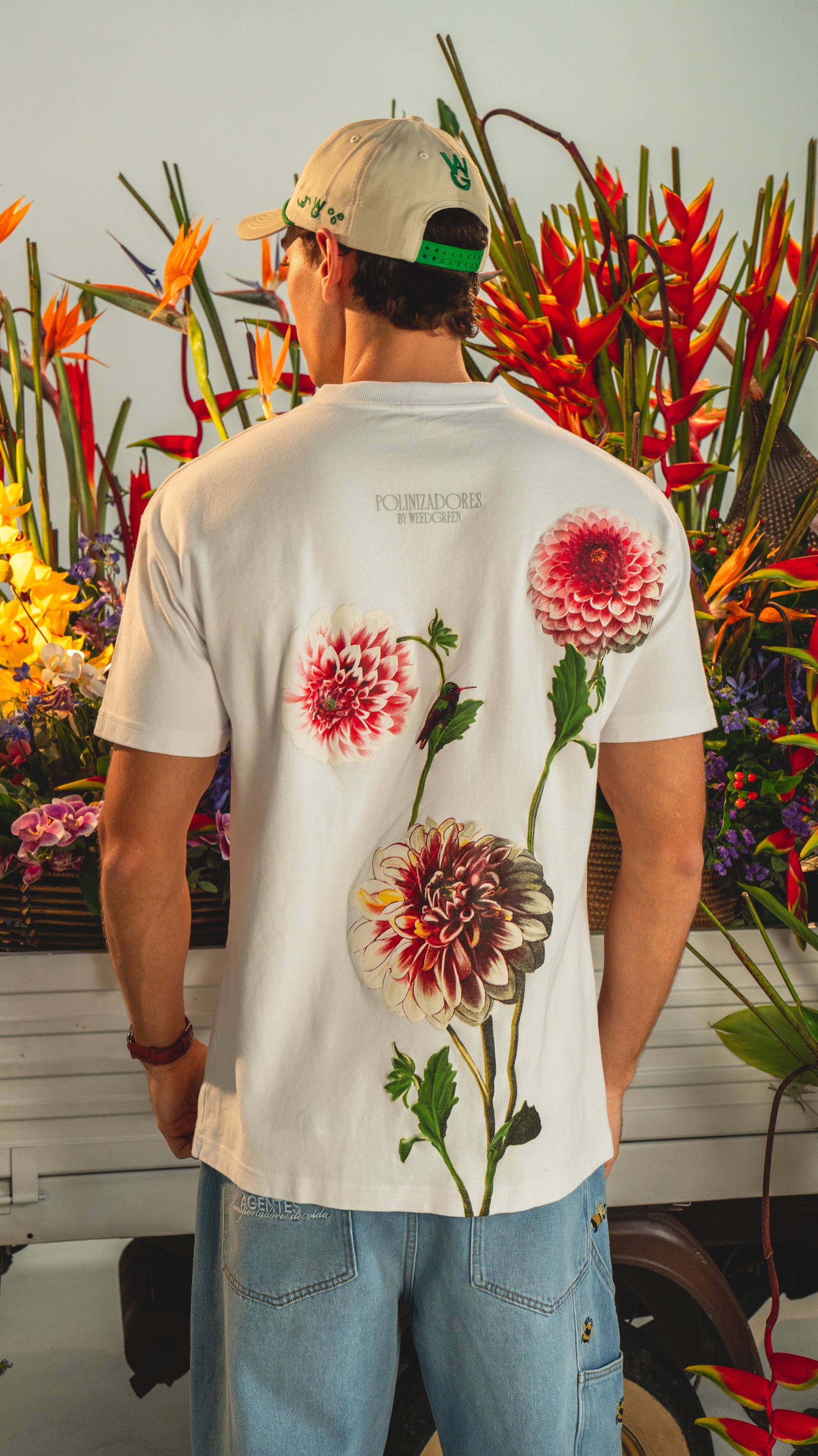 CAMISETA ART FLOR BLANCO