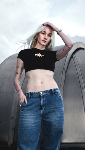 BABY TEE COMETA NEGRO