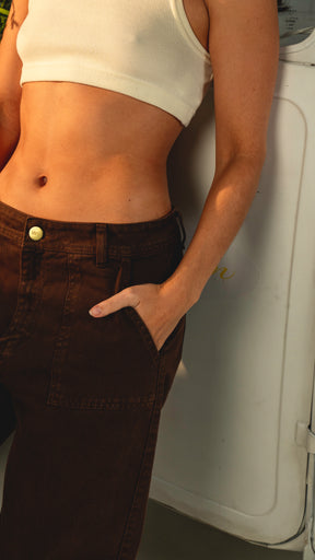 JEAN MUJER POLINIZADORES CAFÉ