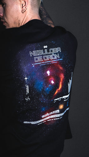 CAMISETA NEBULOSA NEGRO
