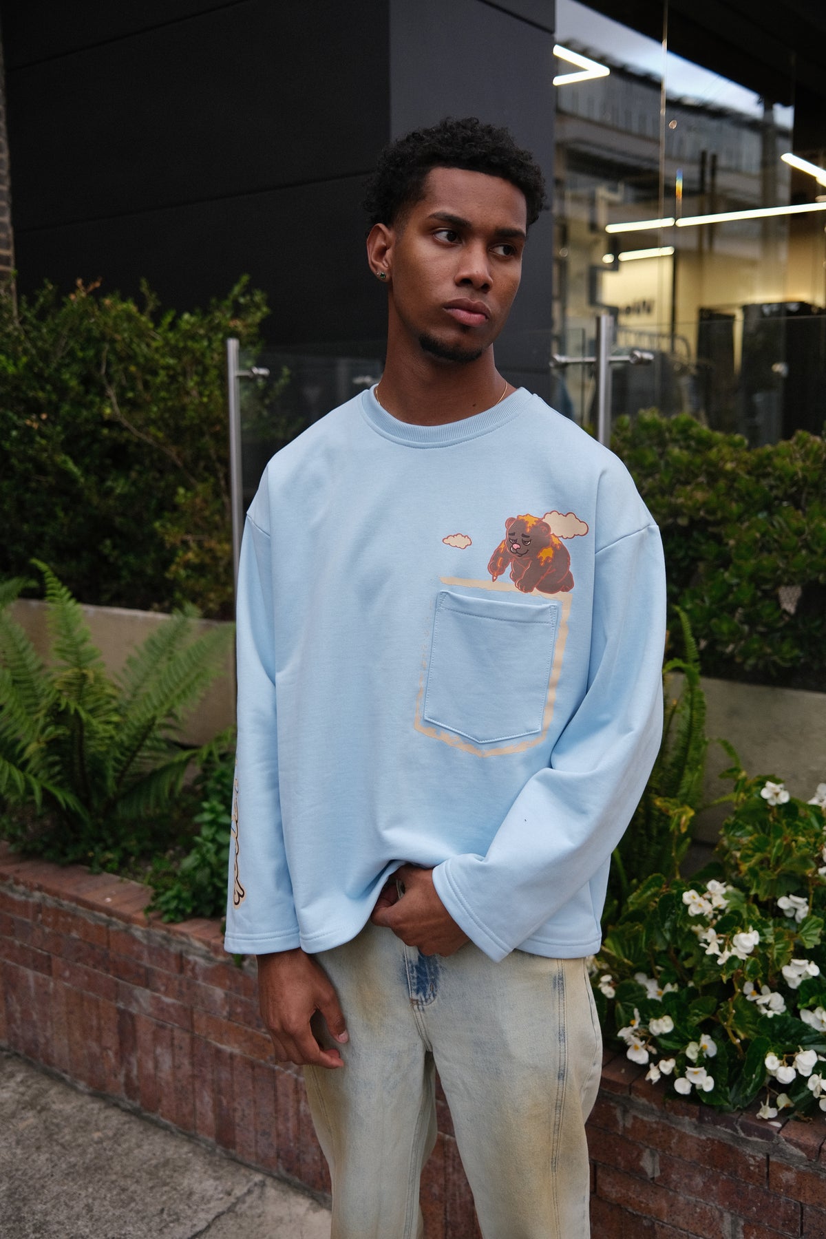 Resin Forest Delicated Blue Sweatshirt