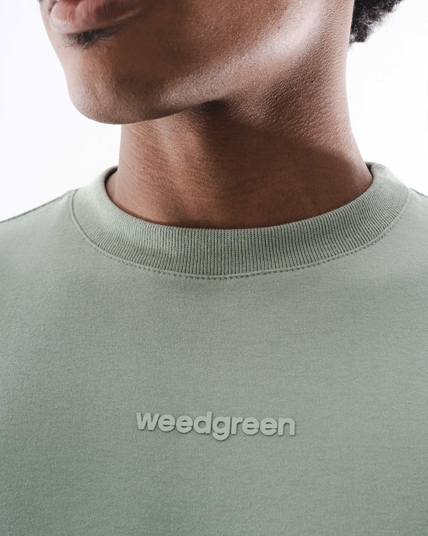 CAMISETA LOGO VERDE