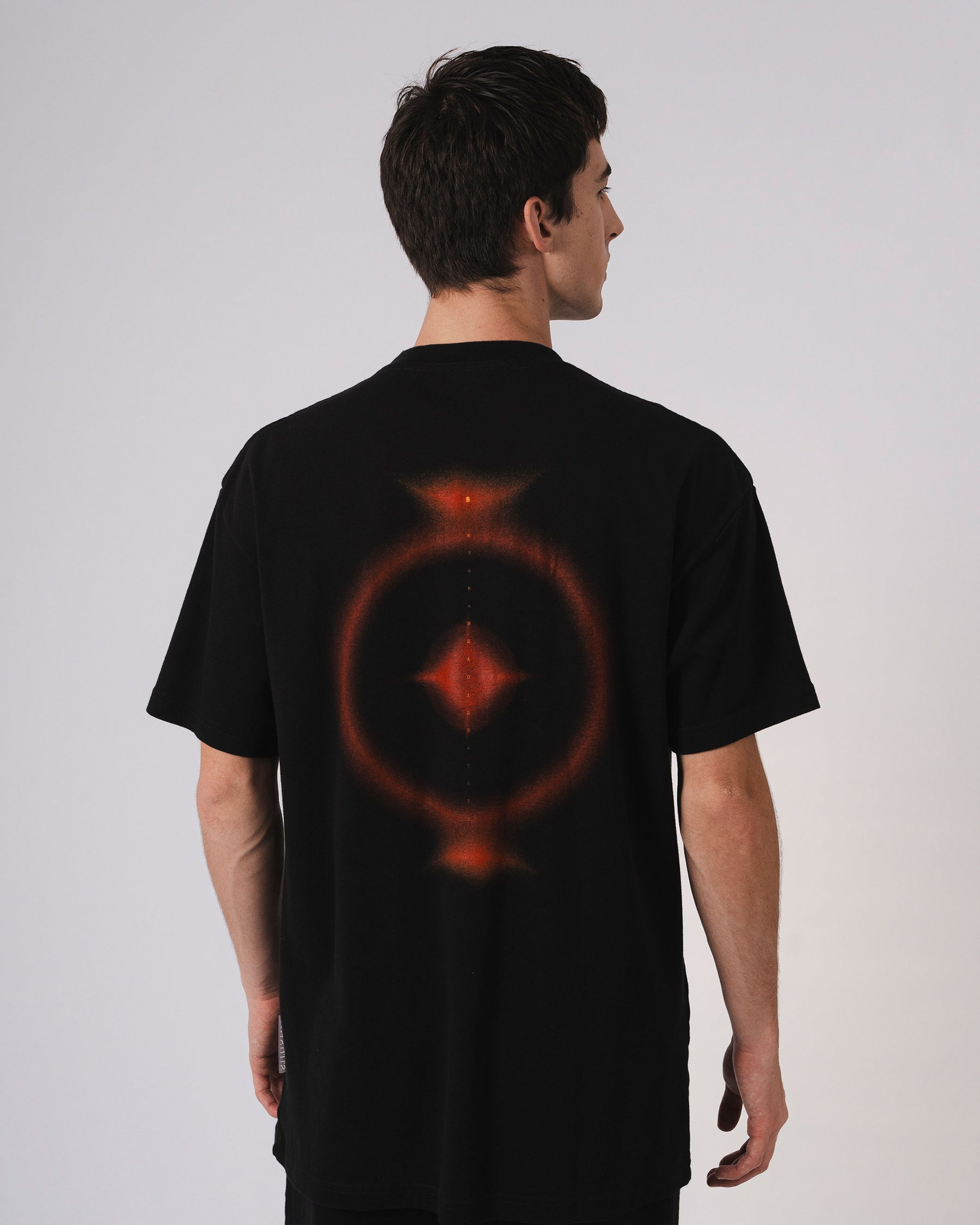 CAMISETA HALO NEGRO